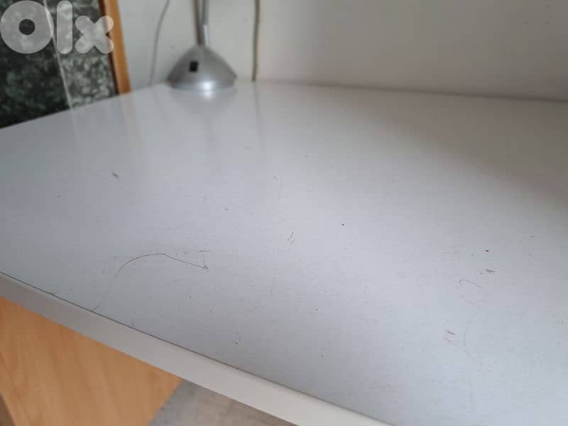 Desk / مكتب 4
