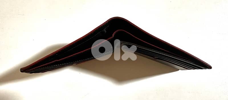 TUmi original wallet 1