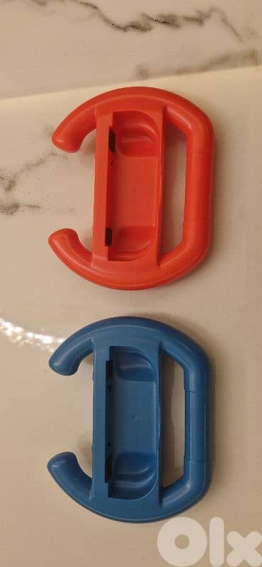 NINTENDO SWITCH-CONSOLE WITH ALL ACCESSORIES 4