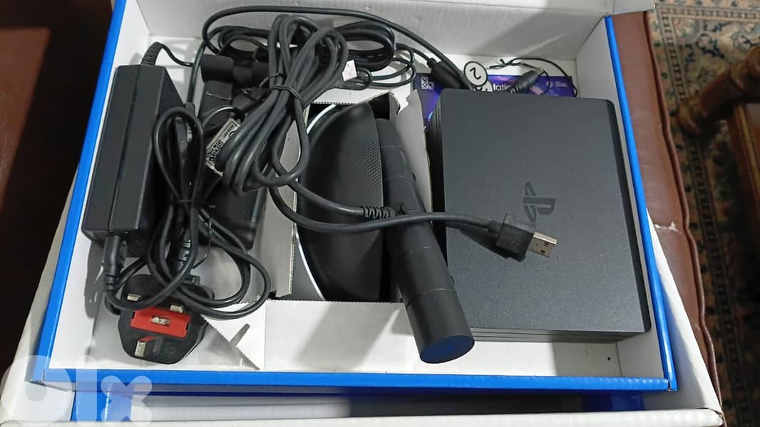 PS4 Slim 1TB with original Controllers and VR1 2