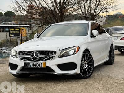 C300 model 2018 2wd Look Amg super clean