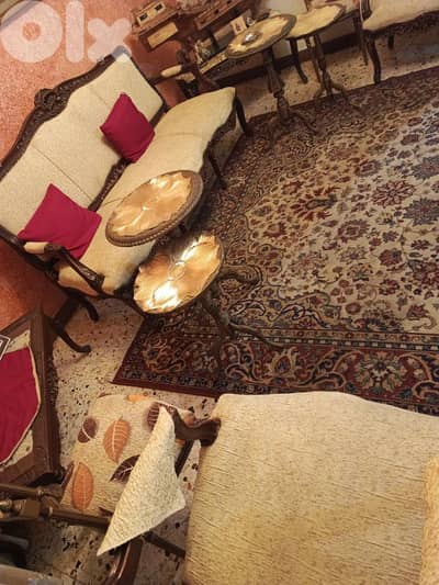 صالون ستيل لويس السادس عشر