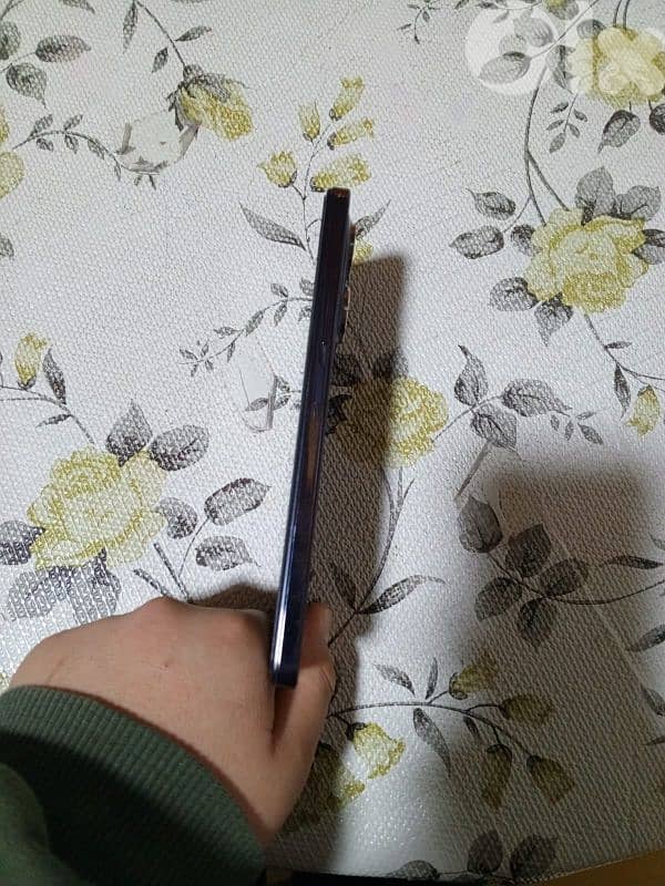 Tecno Spark 20 pro 4