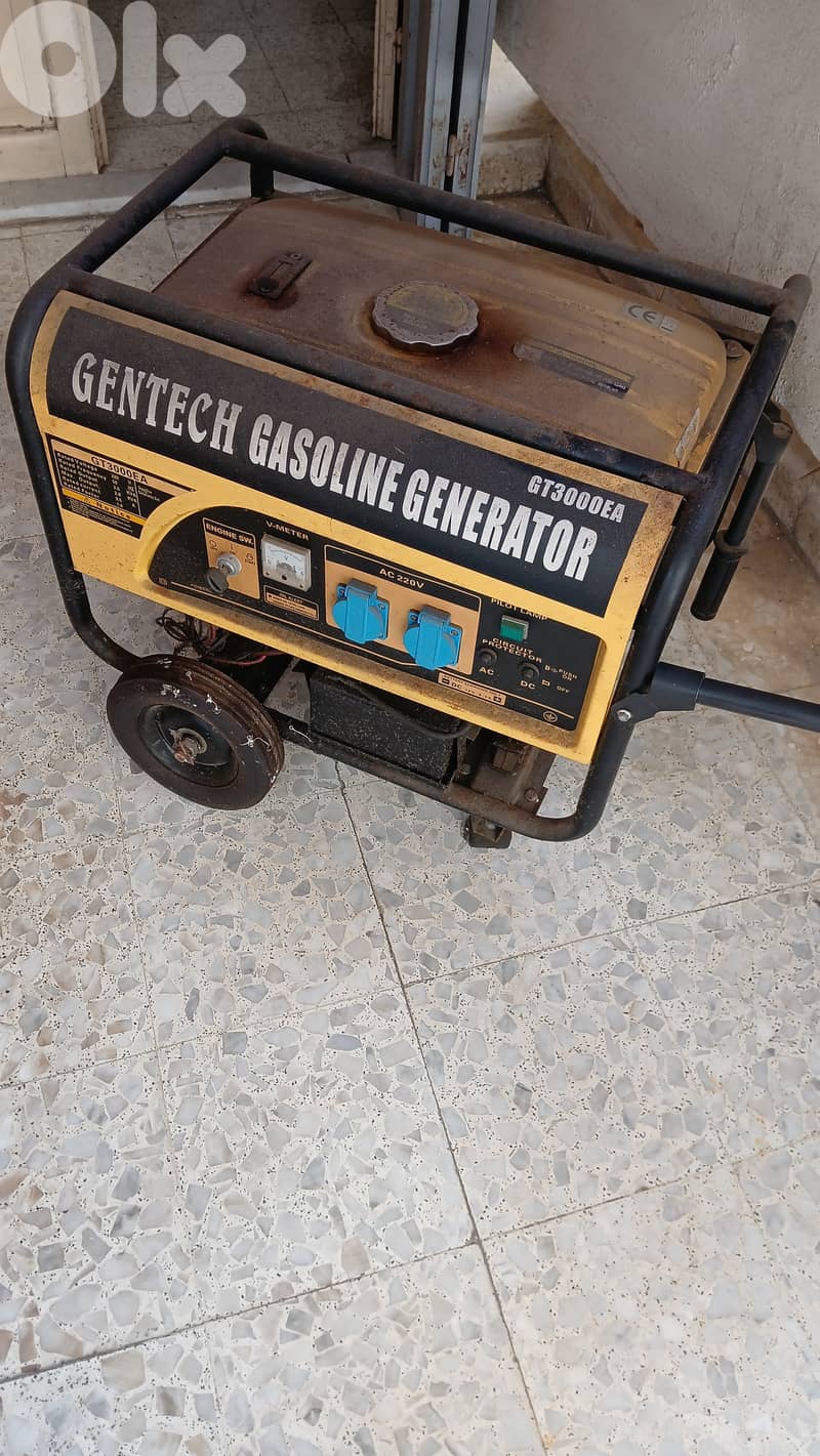 GENTECH Gasoline generator, 2.5 KVA, 9.5 A 1