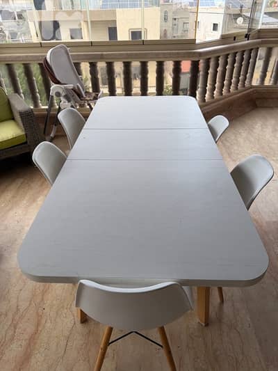 extendable dining table