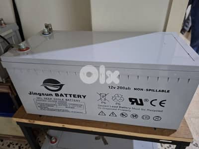 بطاريات جل مستعمل عدد ٢ للبيع