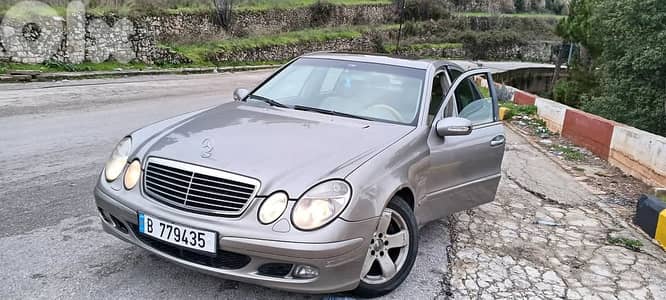 Mercedes-Benz E320  2003