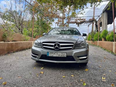Mercedes-Benz C250 2012