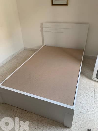 تخت مفرد جديدة من المعمل بافضل الاسعار