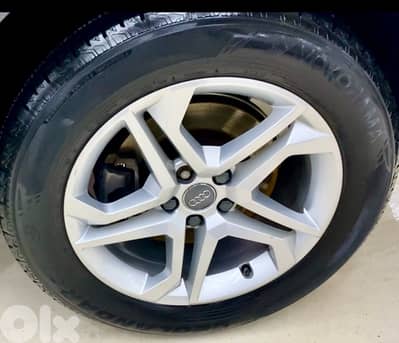 2018 Audi Q5 OEM Rims 18” super clean company source
