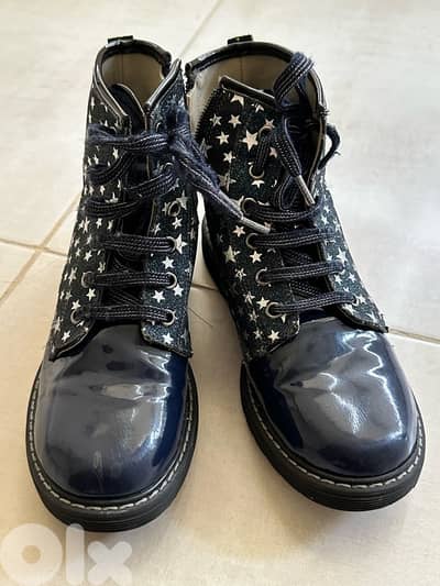 boots ten-ten size 32-33