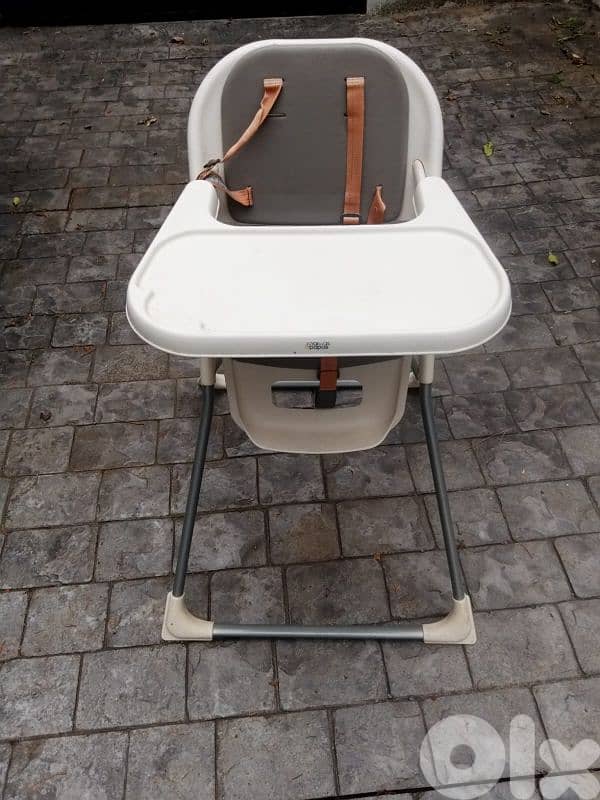 car seat dinning chare 1