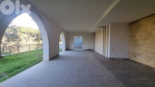 Building for sale in Beit Chabab - مبنى للبيع في بيت شباب