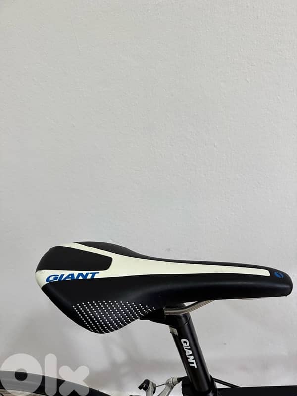 road bike giant 3