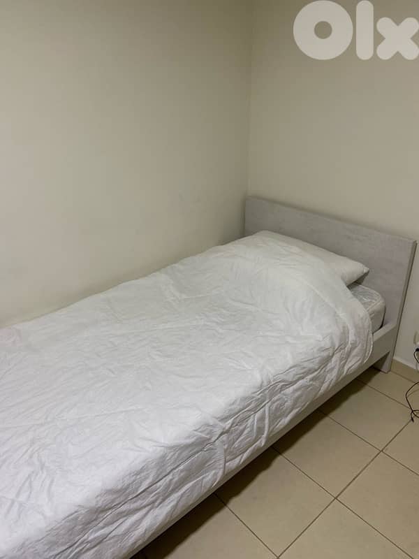 bed+mirror+desk and shelves 5