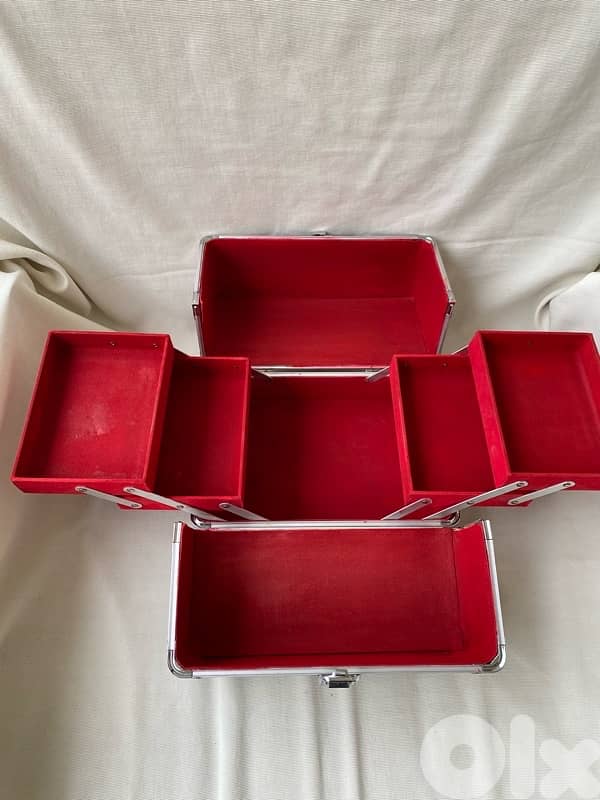 makeup vanity case 3