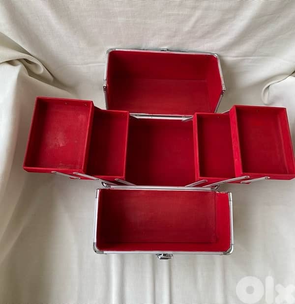makeup vanity case 5