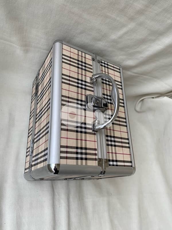 makeup vanity case 6