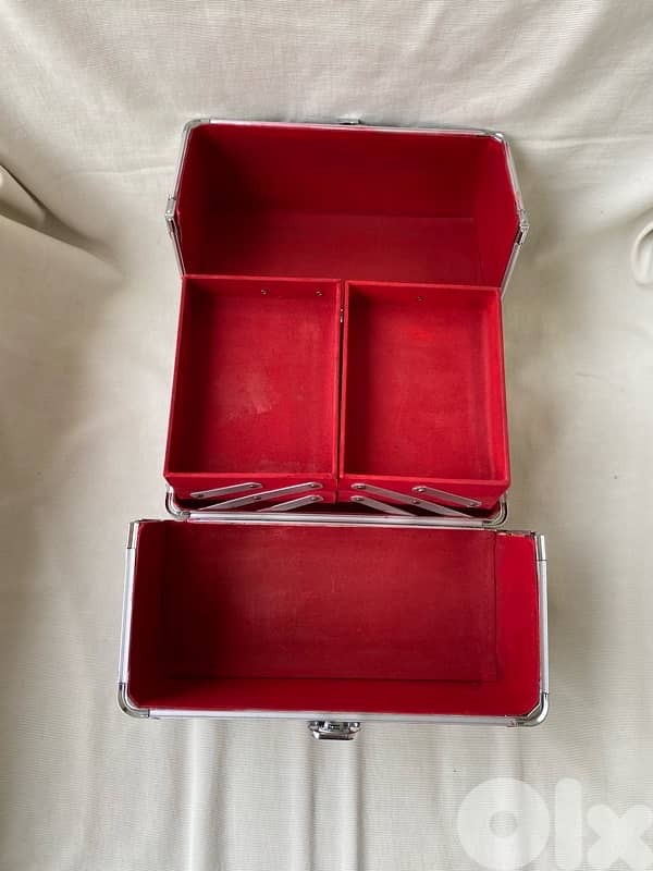 makeup vanity case 7