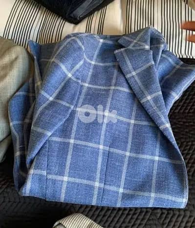 150 قطعة ملابس رجالية بحالة ممتازة | M و L | 1700$