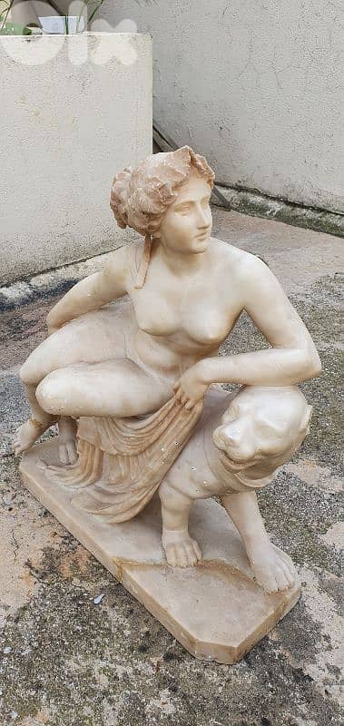 Marble statue Antique 3