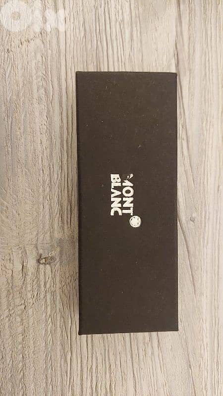 mont blanc keychain 1