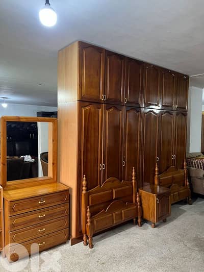 اوضة نوم تختين سويدي خشب زان