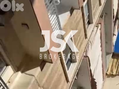 L20125 - Building with Land For Sale in Achrafieh, Saydeh