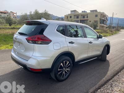 Nissan Rogue 2020