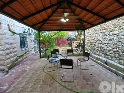 Apartment for sale in Aamchit شقة للبيع في عمشيت