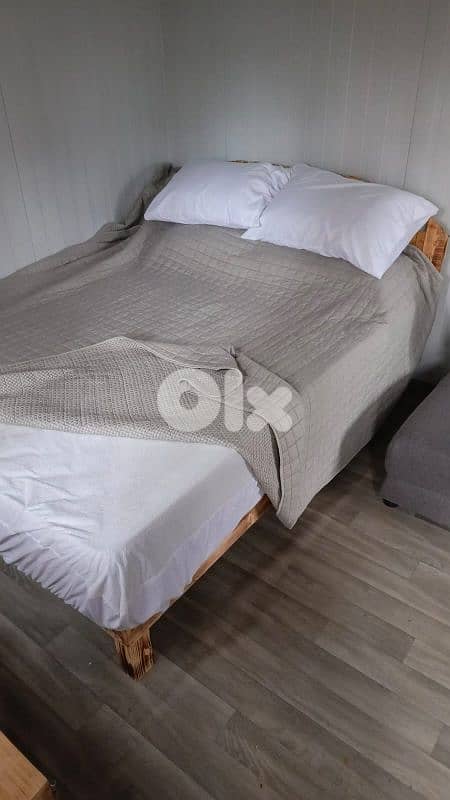 bed with mattress new 1