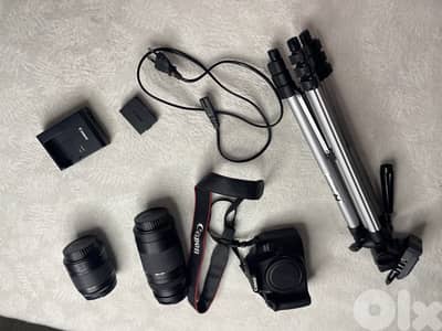 Canon EOS 2000D DSLR Camera – Full Kit – Excellent Condition