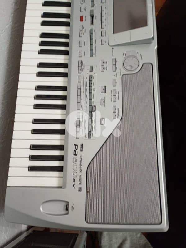 korg pa 800 like new 1