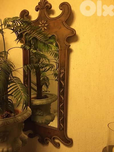 wall mirror