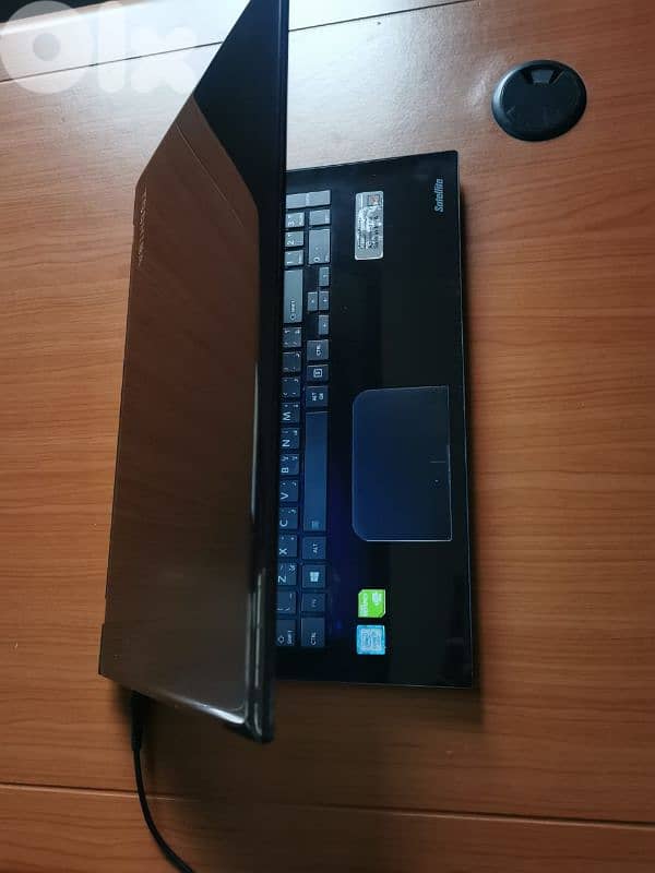 Toshiba laptop like new 1
