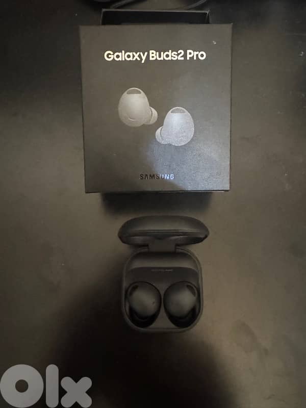 Samsung buds 2 pro excellent condition 2