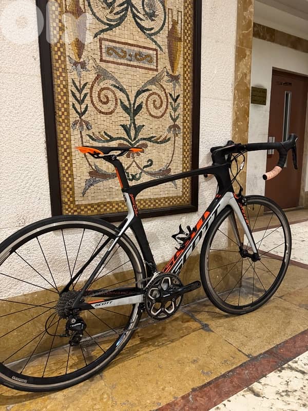 Road bike Scott 1