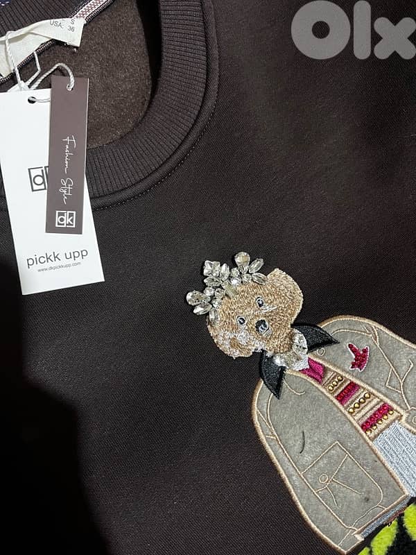 new sweater in tag 1