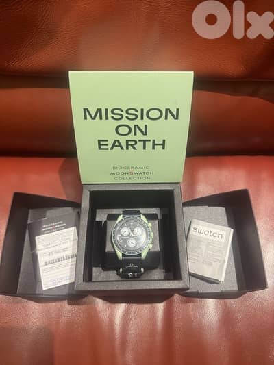 Omega x swatch mission on earth