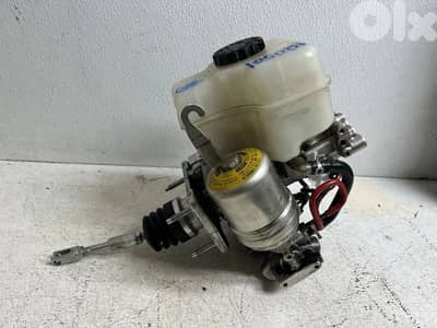 FJ Cruiser ABS Master Cylinder 073