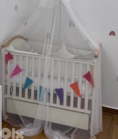 baby bed and rocking chair like new