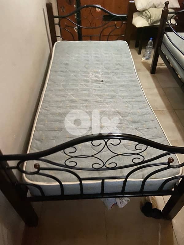 2 beds for 50$ only 1