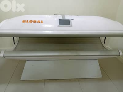 Tanning bed solarium