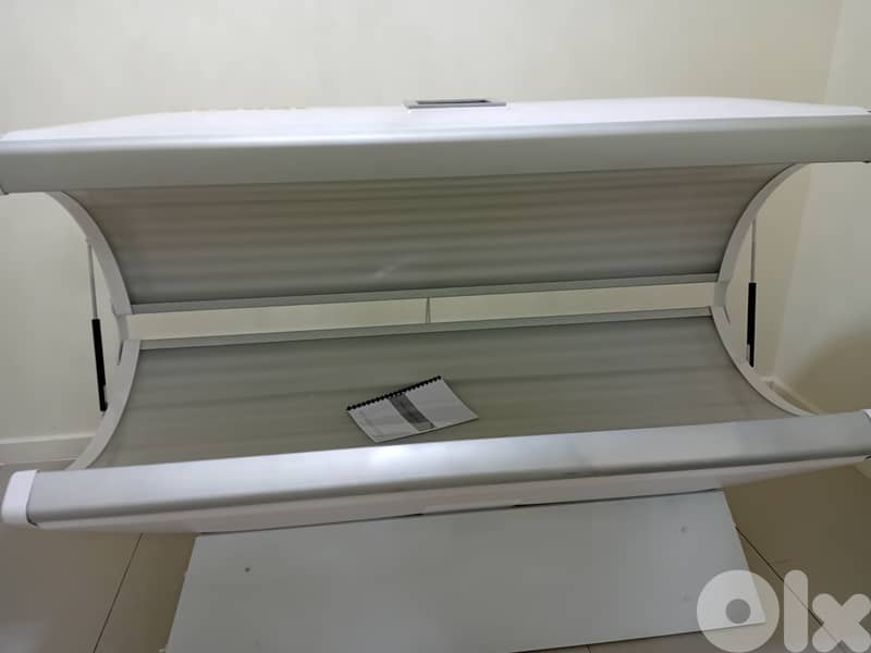 Tanning bed solarium 1