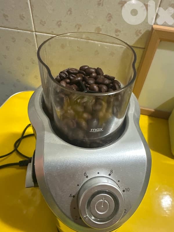 coffee grinder Russel Hobbs 1