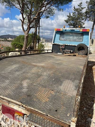 فولكسفاغن ارتون 1989