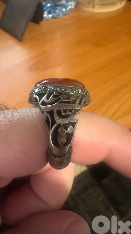 Beautiful Precious Agate and Emerald Ring 5