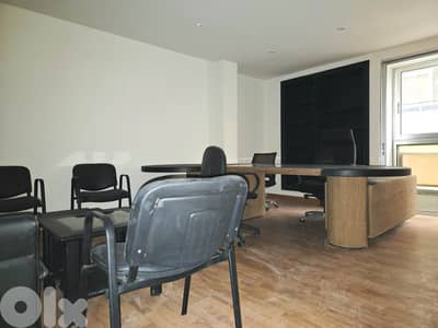 RA26-4700 Office 60 m² for Rent – Hamra
