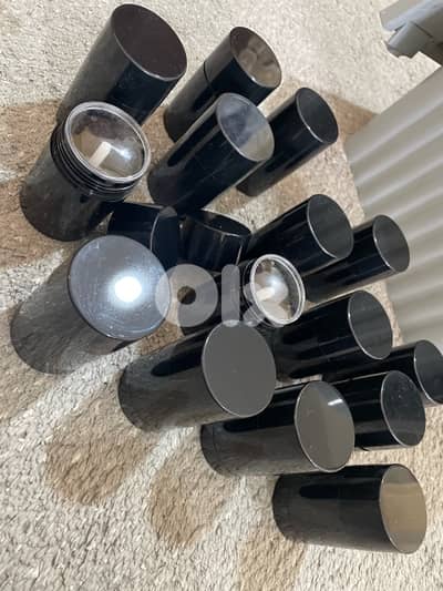 عبوات ستيك فاضية لون أسو