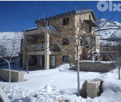Plot for sale Features 2 seperate Villas in Faraya عقار للبيع في فاريا